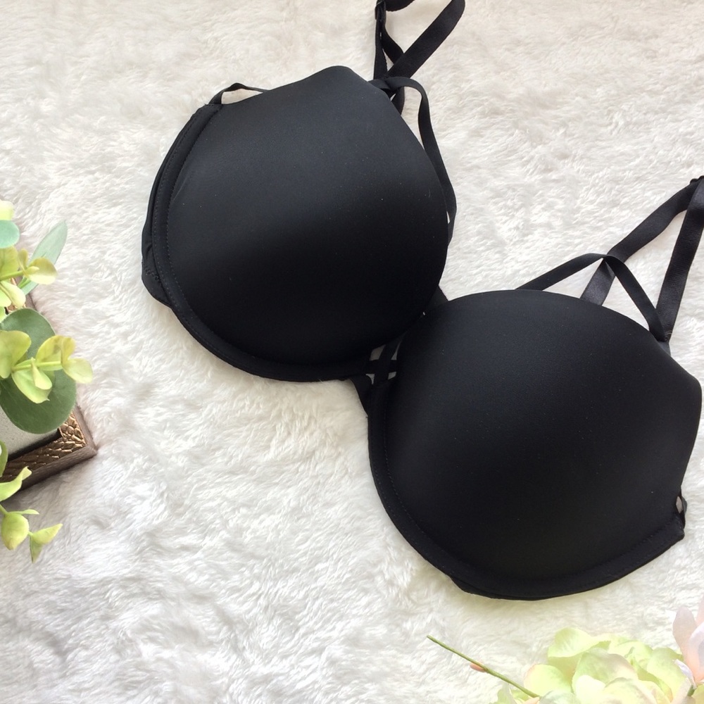 Victoria’s Secret 34DD Bra